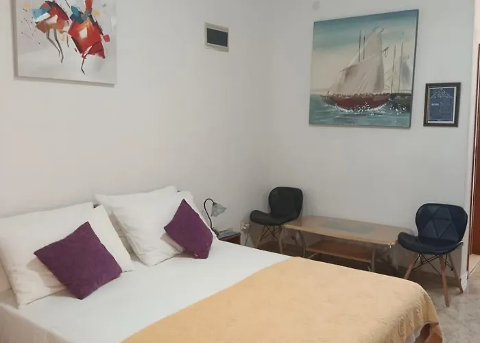 AVA Studio apartment&Room
